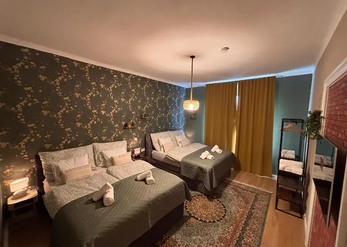 Big Luxury 3br In Center Apartamento Viena