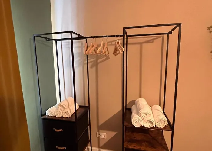 Big Luxury 3br In Center Viena