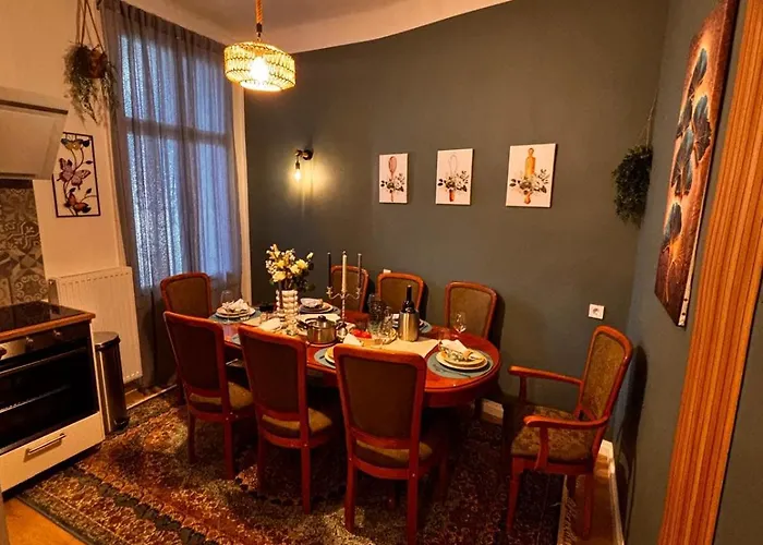 Big Luxury 3br In Center Apartamento Viena